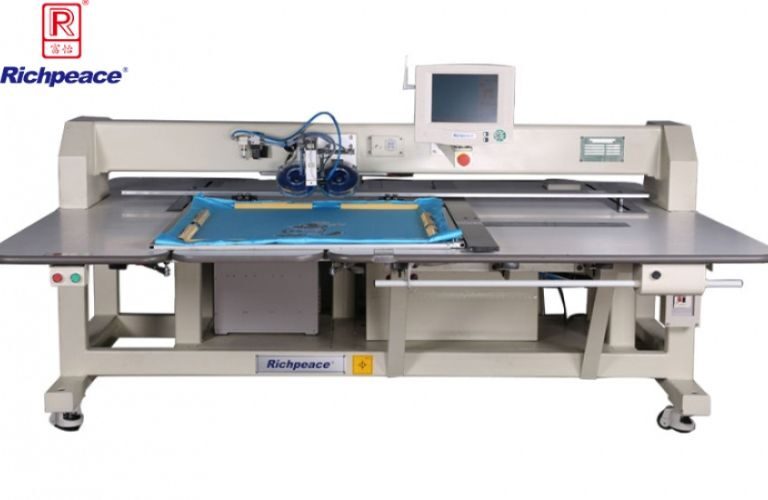 Computerized Rhinestone Machine (4)