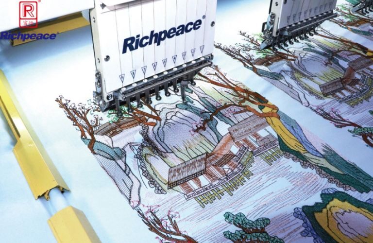 High Speed Precision Embroidery Machine (1)