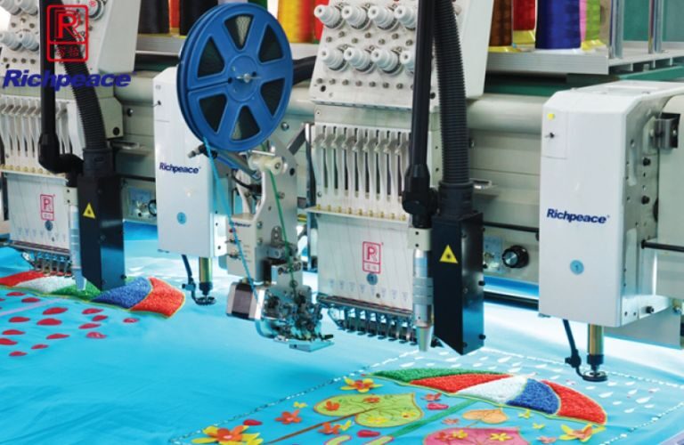 Mixed Chenille Embroidery Machine (3)