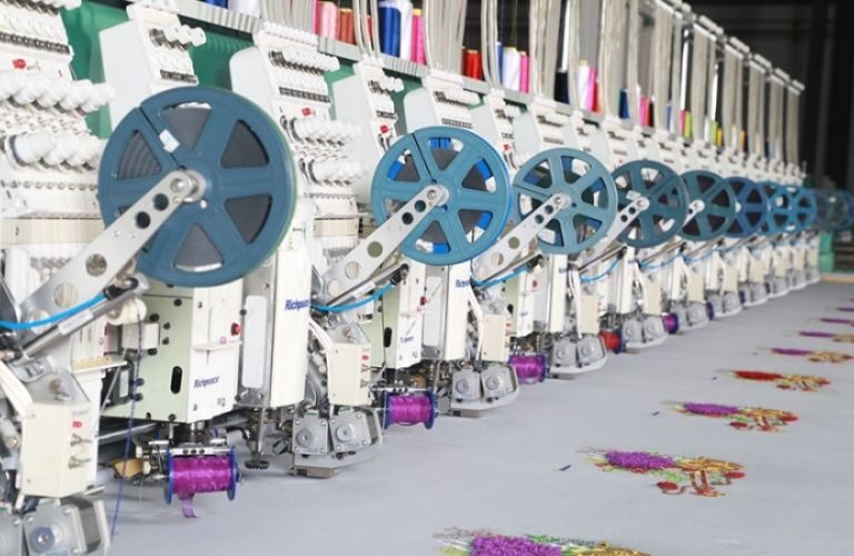 Richpeace Computerized Five in One Embroidery Machine (1)